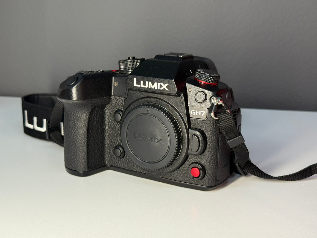 LUMIX GH7 Mirrorless Camera